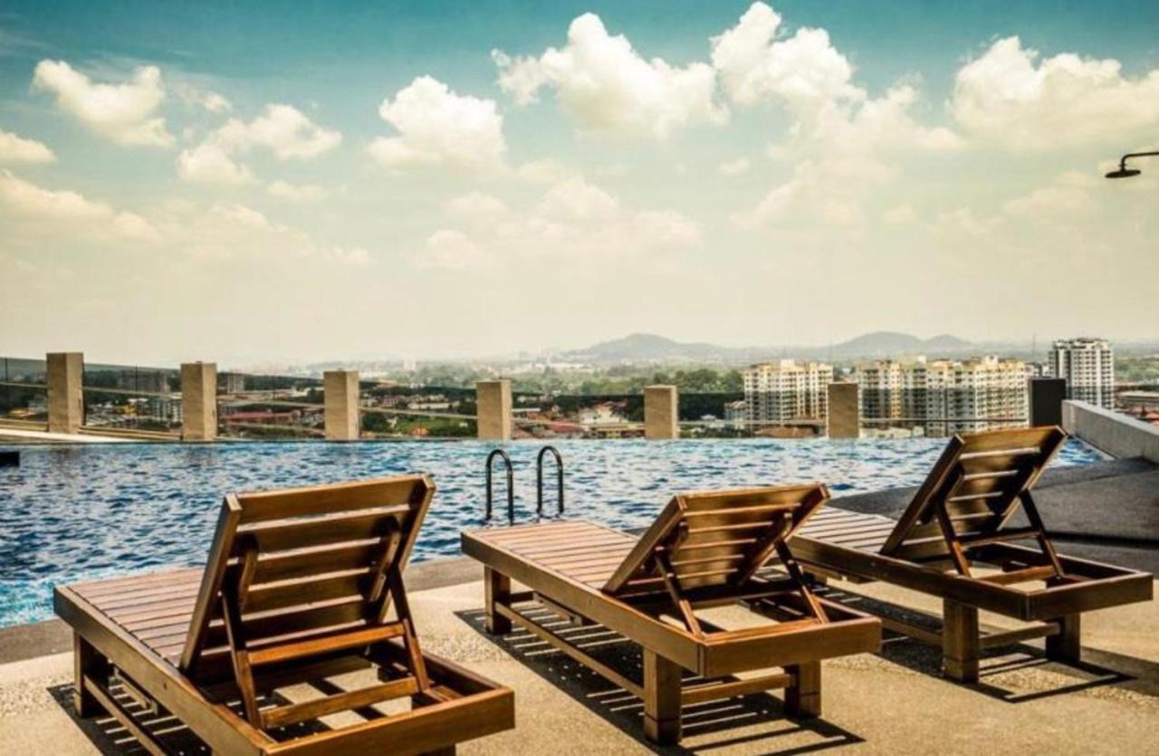 Imperio.Res - Near To Jonker & Mall - Pool View Malacca 外观 照片